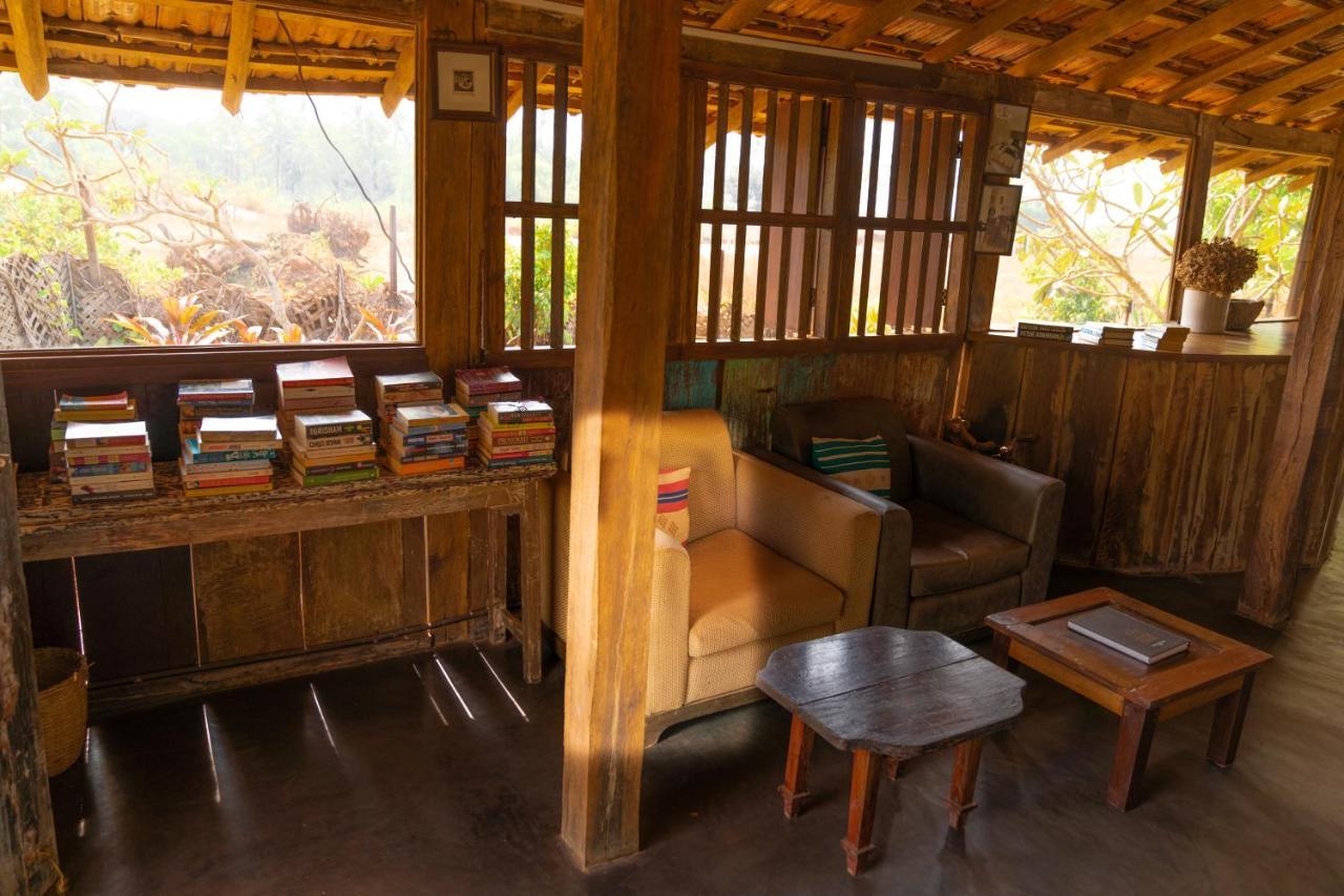 The Artist Cottages Morjim Exterior foto